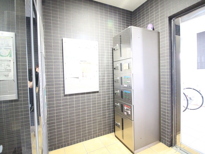 物件外観写真4　(建物設備)