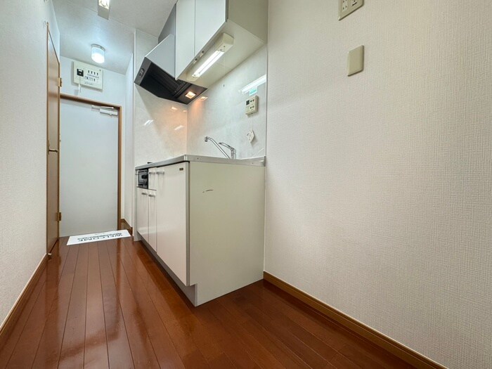 物件内観写真17　(廊下)