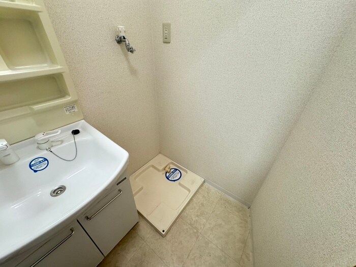 物件内観写真19　(洗濯機置場)