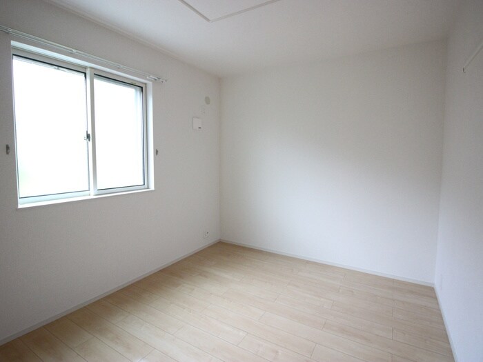 物件内観写真10　(居室)