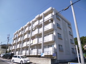 ﾏﾝｼｮﾝ三喜外観写真