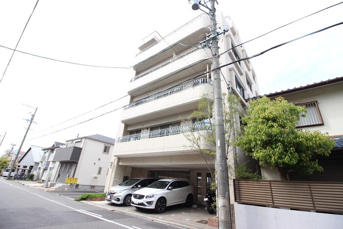 物件外観写真6　(外観写真)