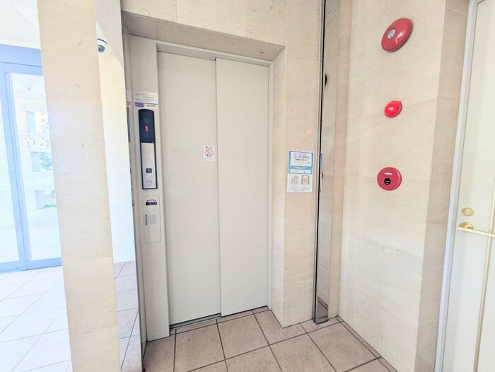 物件外観写真6　(建物設備)