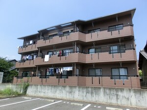 サンモール亀山外観写真