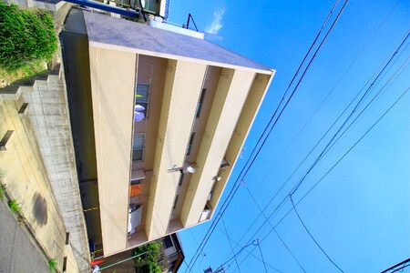 信和元町ハウス外観写真