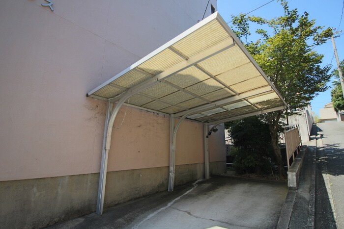 物件外観写真3　(駐輪場)