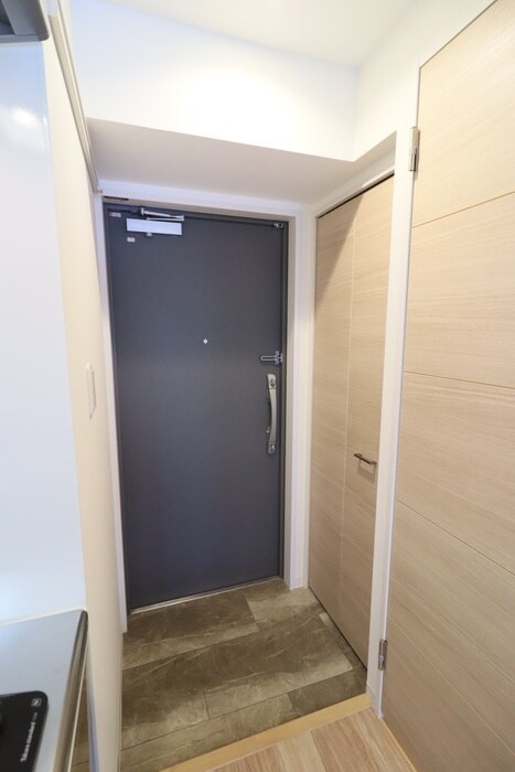 物件内観写真15　(玄関)