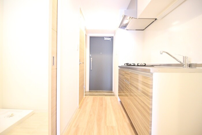 物件内観写真15　(廊下)