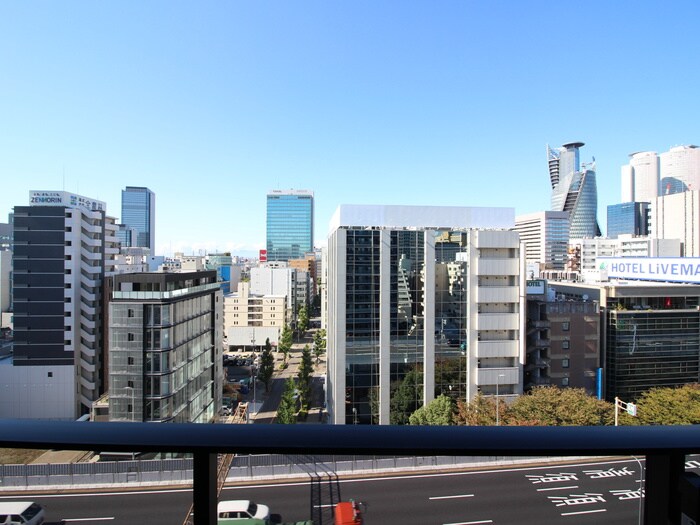 物件内観写真16　(室内からの展望)