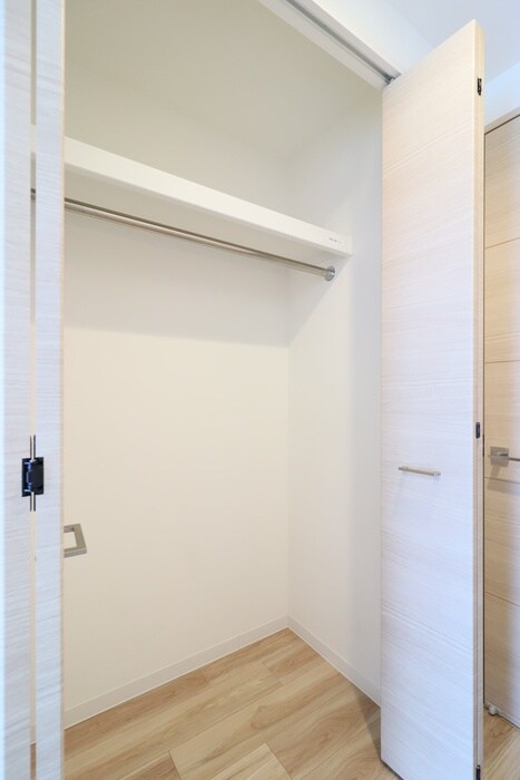 物件内観写真18　(収納)