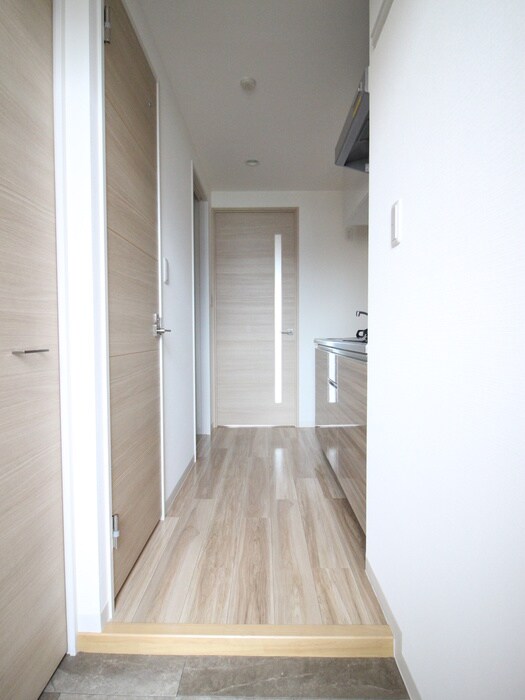 物件内観写真20　(廊下)