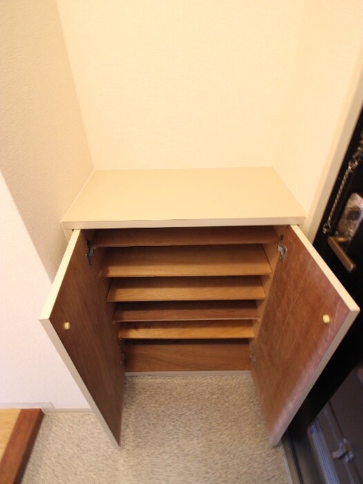 物件内観写真14　(靴箱)