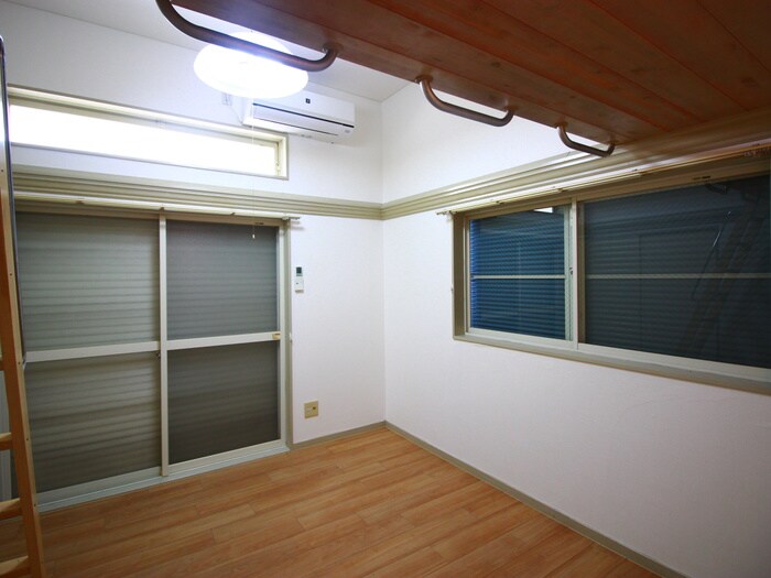 物件内観写真9　(居室)
