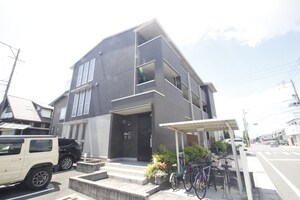 レジデンス神領外観写真