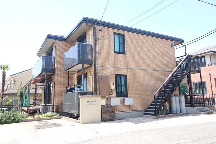 物件外観写真3　(外観写真)