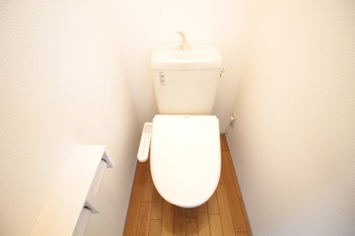 物件内観写真13　(トイレ)