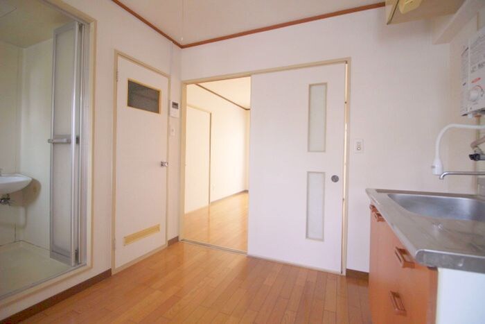 物件内観写真16　(廊下)