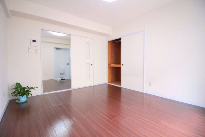 物件内観写真16　(内観写真)