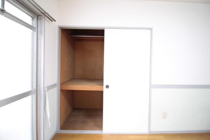 物件内観写真16　(収納)