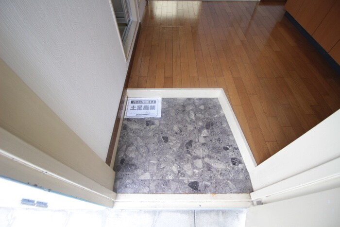 物件内観写真19　(玄関)