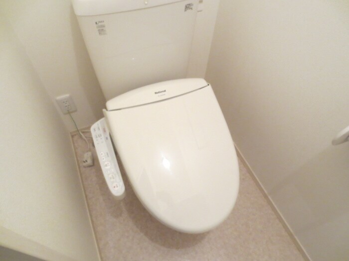 物件内観写真14　(トイレ)