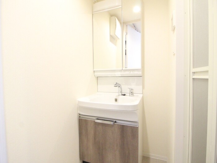 物件内観写真9　(洗面)