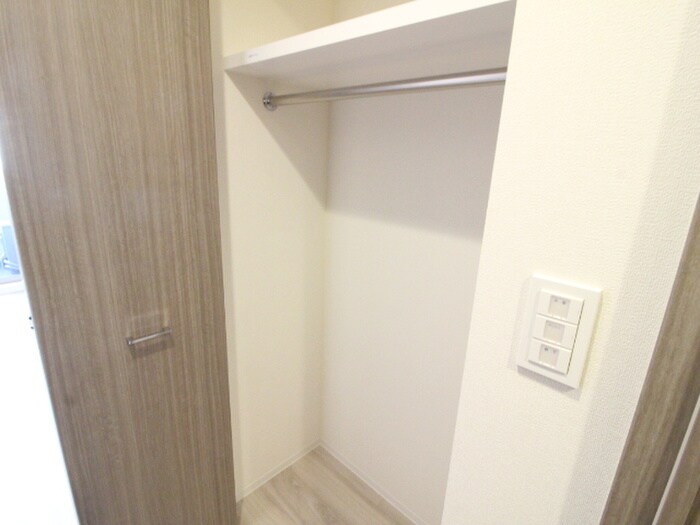 物件内観写真11　(収納)
