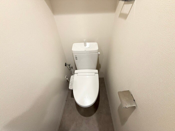 物件内観写真13　(トイレ)