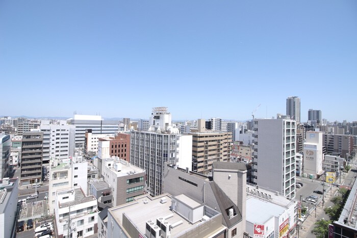 物件内観写真13　(室内からの展望)