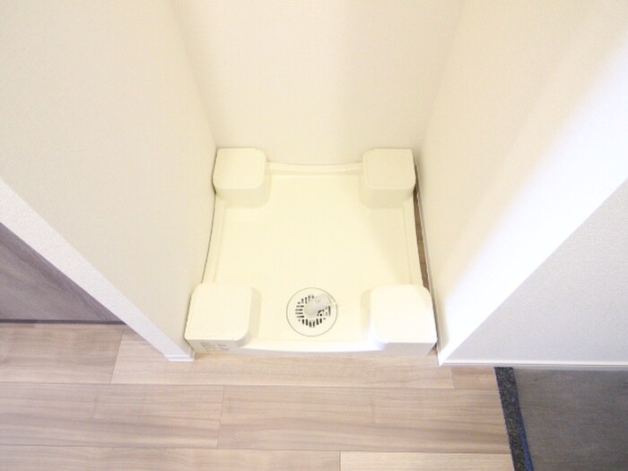 物件内観写真19　(洗濯機置場)