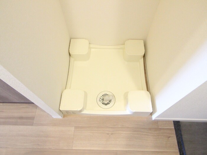 物件内観写真19　(洗濯機置場)