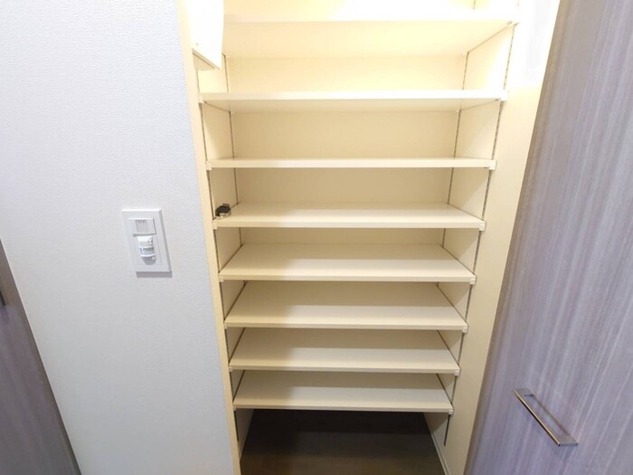 物件内観写真20　(靴箱)