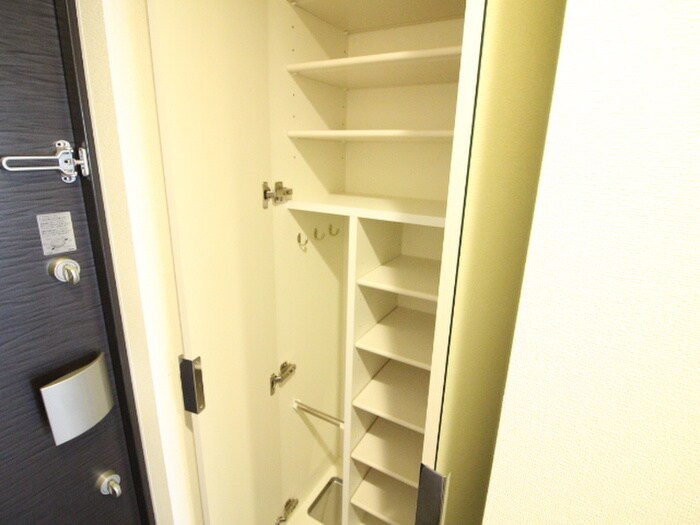 物件内観写真20　(靴箱)
