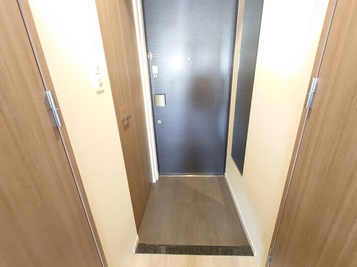 物件内観写真21　(玄関)