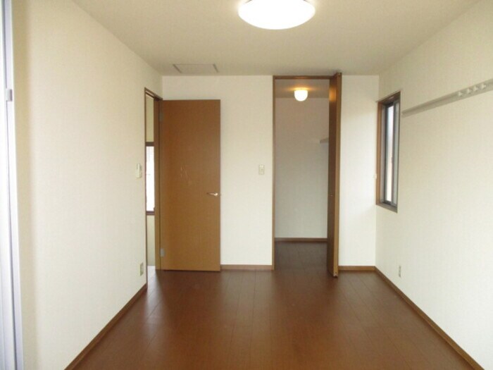 物件内観写真16　(居室)