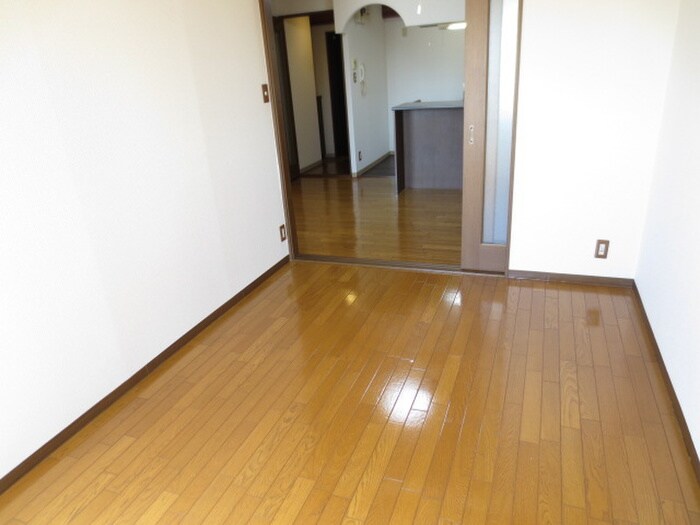 物件内観写真14　(居室)