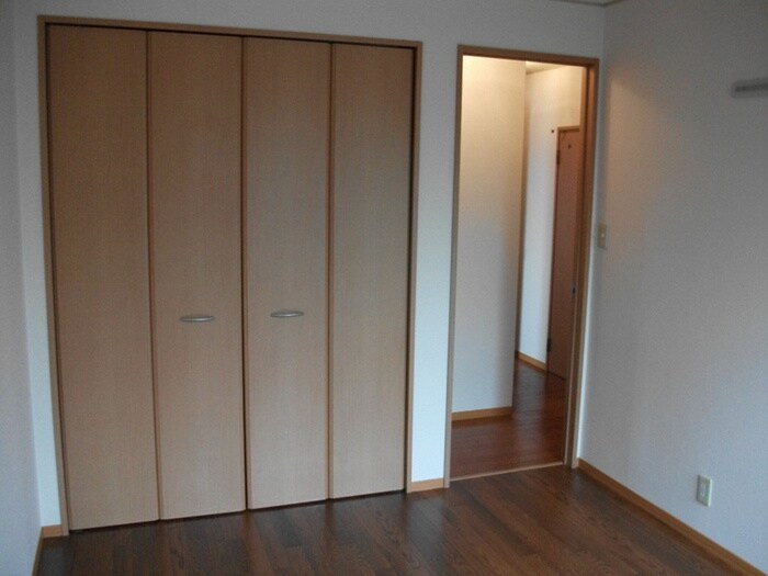 物件内観写真10　(居室)