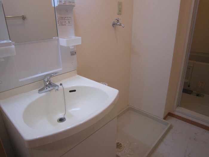 物件内観写真12　(洗面)