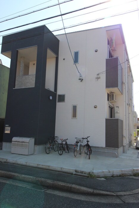 物件外観写真1　(外観写真)