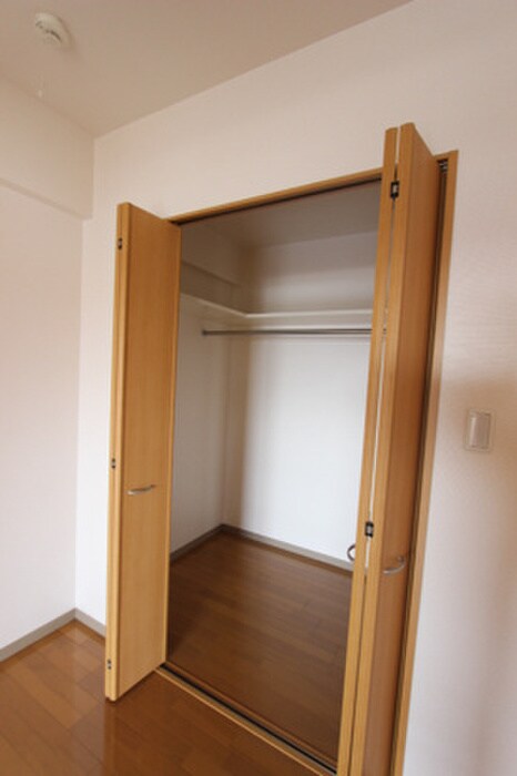 物件内観写真15　(収納)