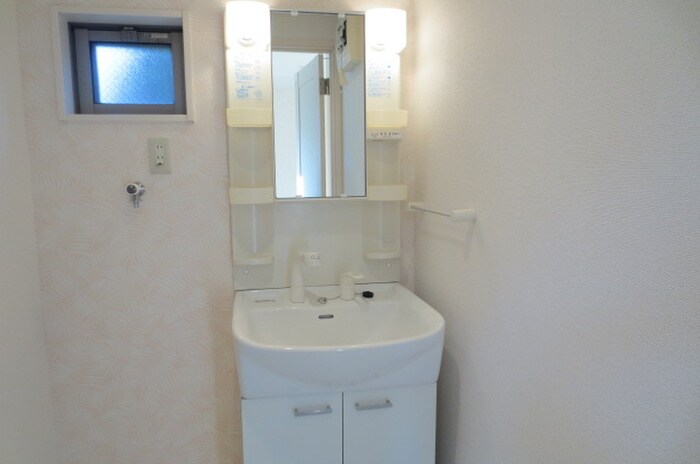 物件内観写真12　(洗面)