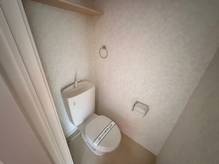 物件内観写真14　(トイレ)