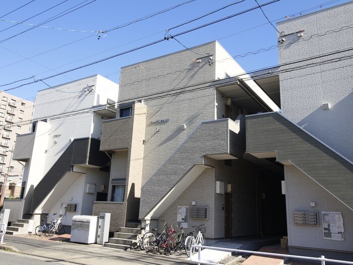 物件外観写真1　(外観写真)