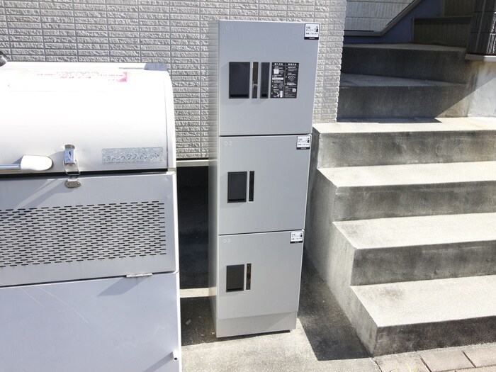 物件外観写真4　(建物設備)