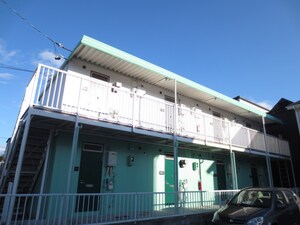 ｼﾞｭﾈｽ鳩岡外観写真