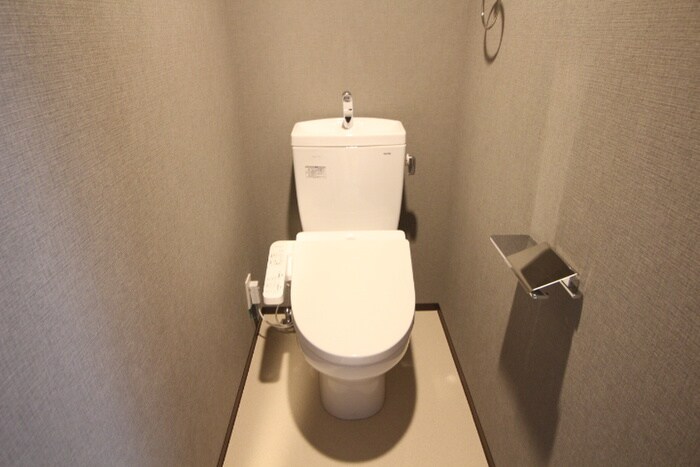 物件内観写真14　(トイレ)