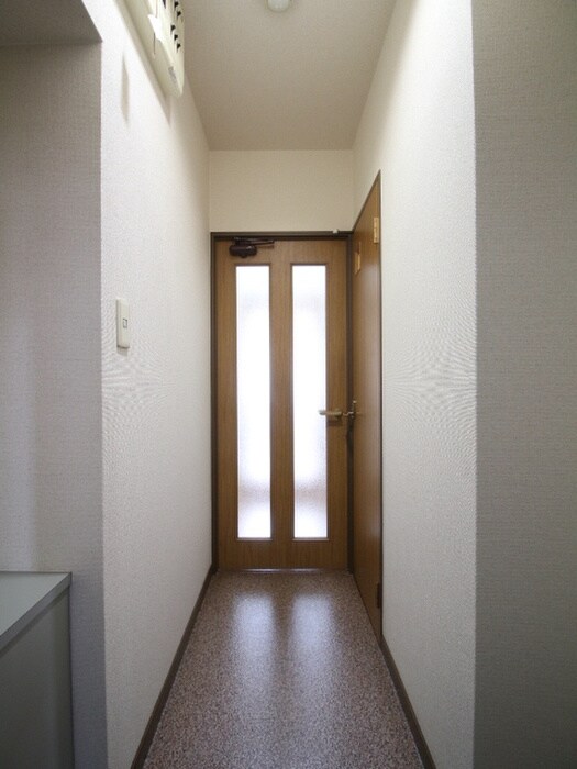 物件内観写真9　(廊下)