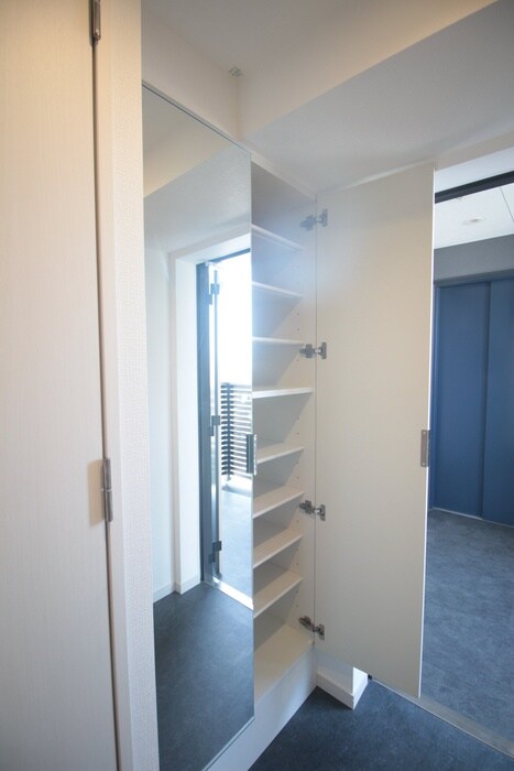 物件内観写真16　(靴箱)