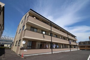 エステート前山外観写真
