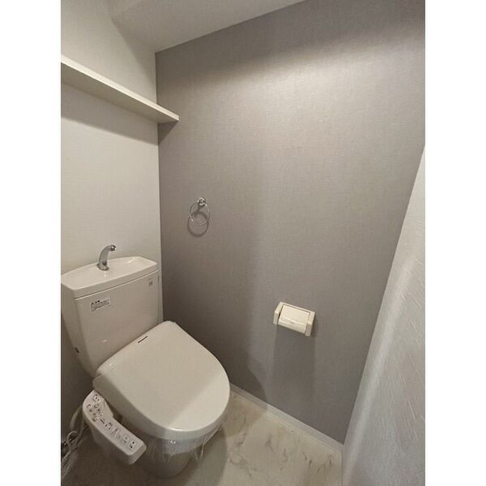 物件内観写真9　(トイレ)